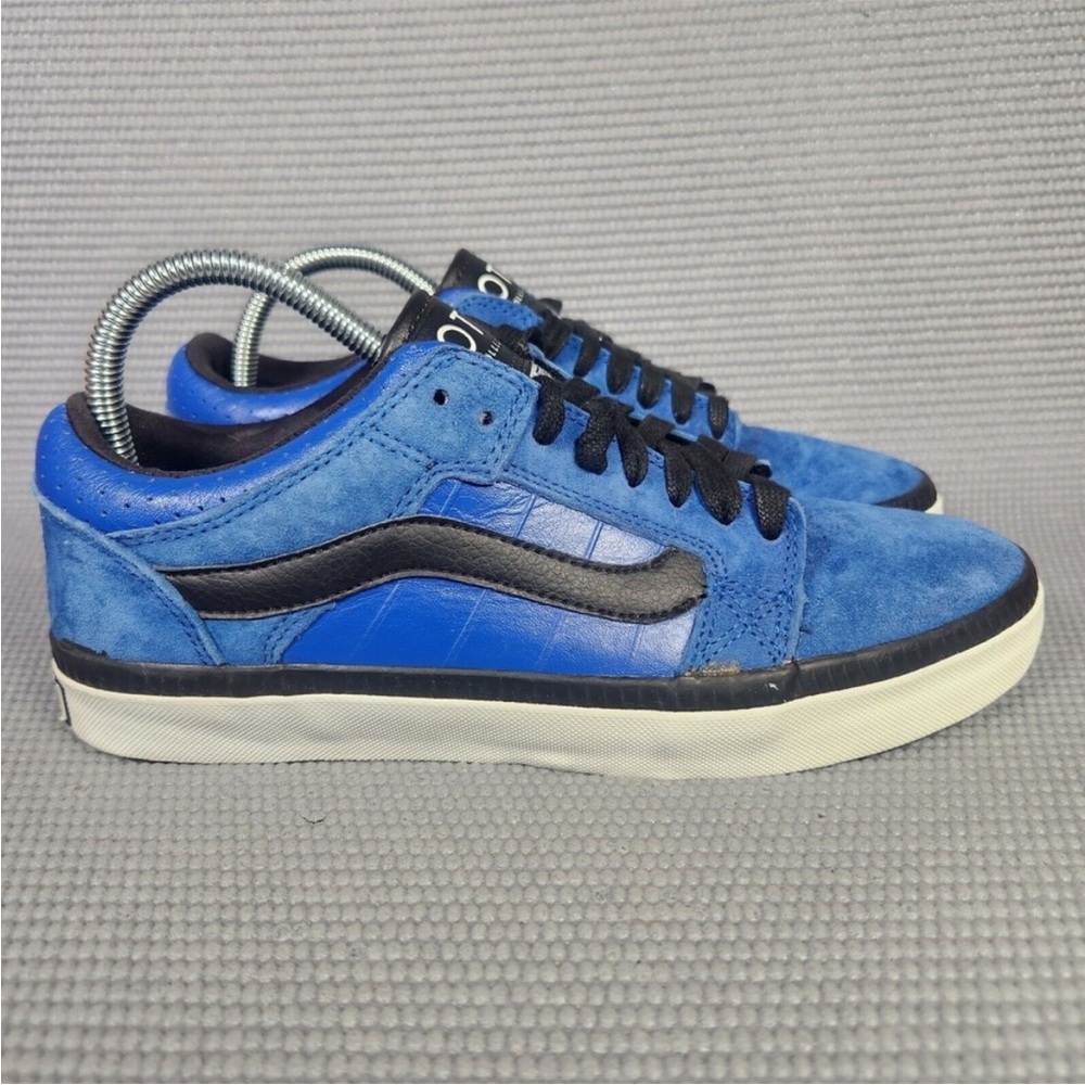 Vans “Frazier” low tops, GUC